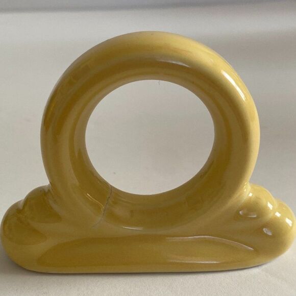 Fiestaware Yellow Retired Color Discontinued Napkin Ring - Picture 3 of 6
